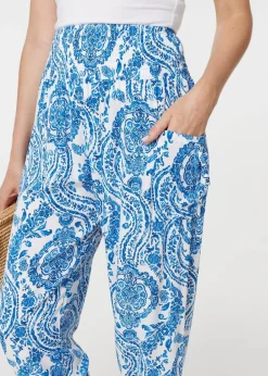 Trousers><noscript><img width=