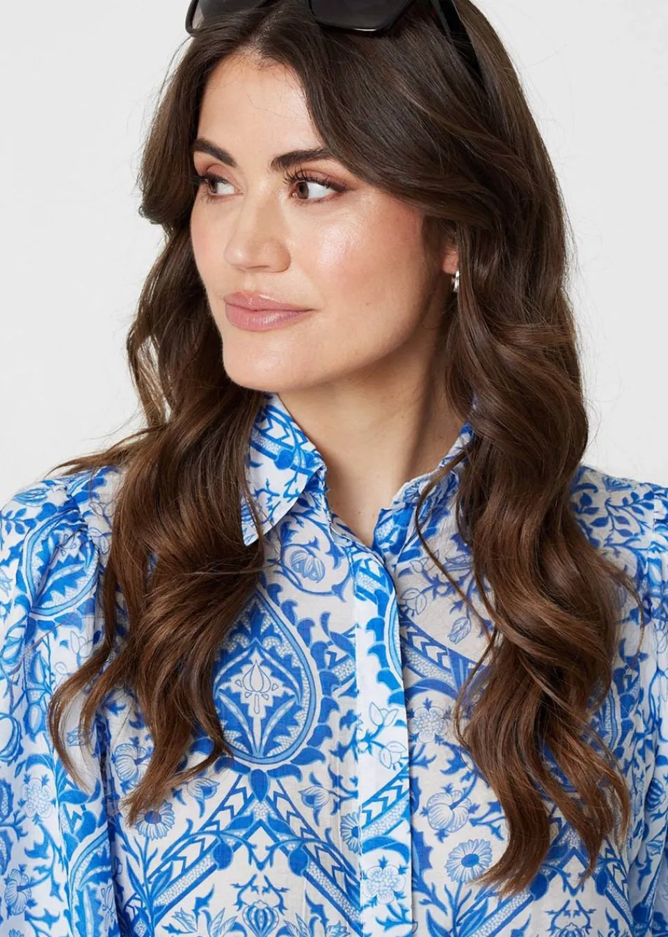 Tops>Izabel London Blue Paisley Print Puff 1/2 Sleeve Shirt