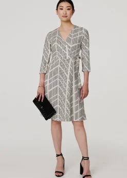 Dresses><noscript><img width=