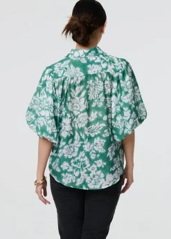 Tops><noscript><img width=