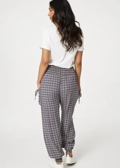 Trousers><noscript><img width=