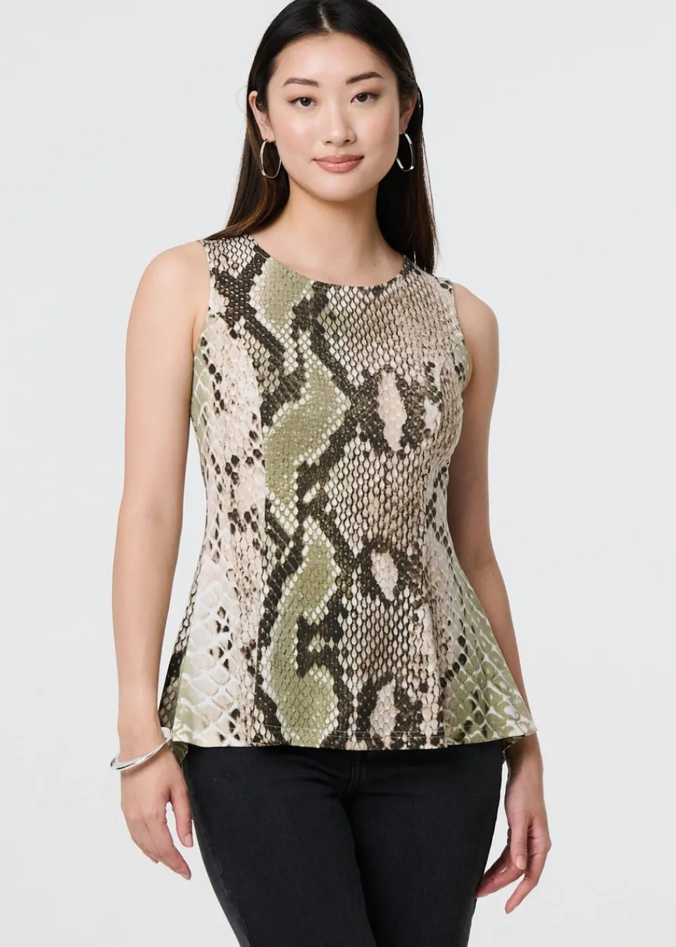 Tops>Izabel London Green Snake Print Sleeveless Curve Hem Top