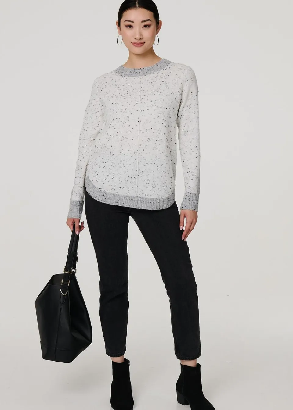 Tops>Izabel London Grey Colour Block Long Sleeve Curve Hem Jumper