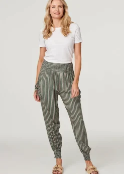 Trousers><noscript><img width=