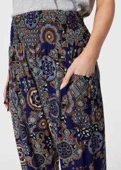 Trousers><noscript><img width=