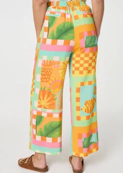 Trousers><noscript><img width=