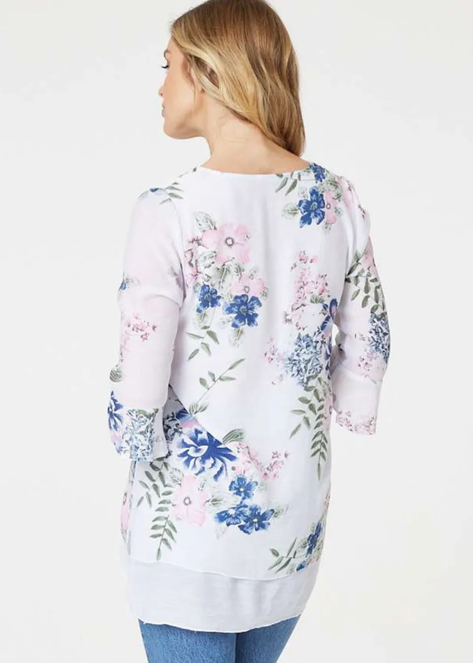 T-Shirts>Izabel London Pink Floral 3/4 Flare Sleeve Curve Hem Top