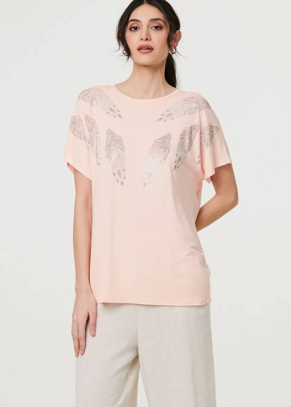 T-Shirts>Izabel London Pink Sparkly Feather Print Relaxed T-Shirt