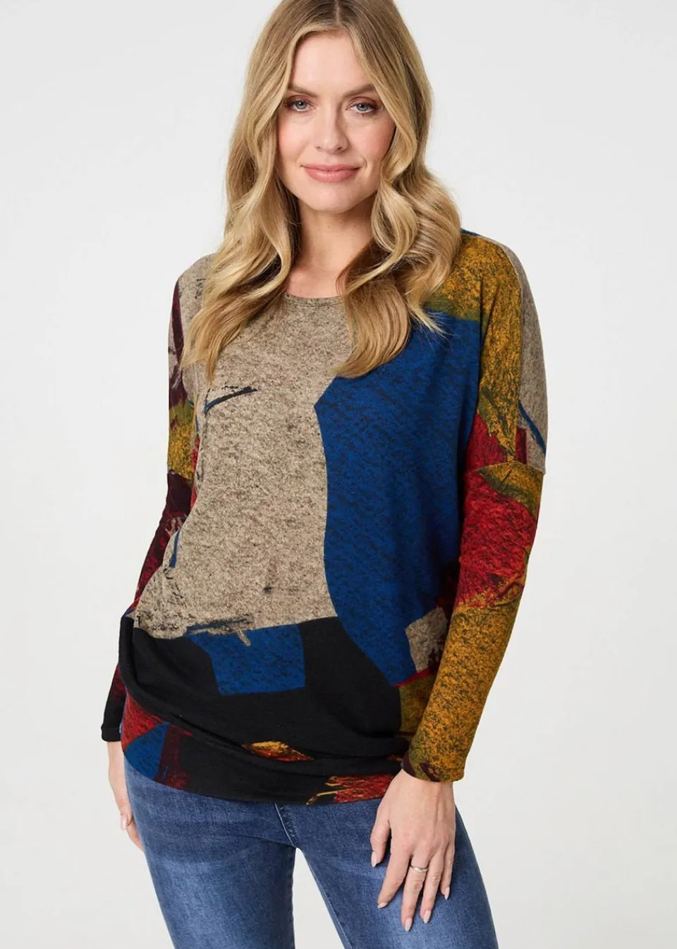 Tops>Izabel London Red Abstract Long Sleeve Relaxed Knit Top