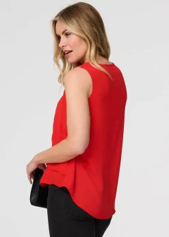 Tops>Izabel London Red Cut Out Detail Sleeveless Top