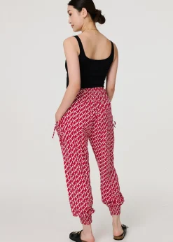Trousers><noscript><img width=