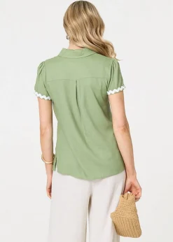 Tops>Izabel London Zig Zag Trim Short Sleeve Shirt Sage