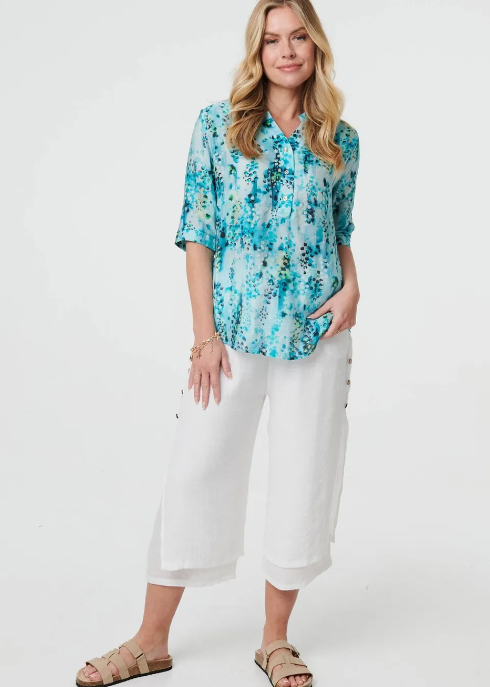 Tops>Izabel London Turquoise Printed 3/4 Sleeve Relaxed V-Neck Blouse