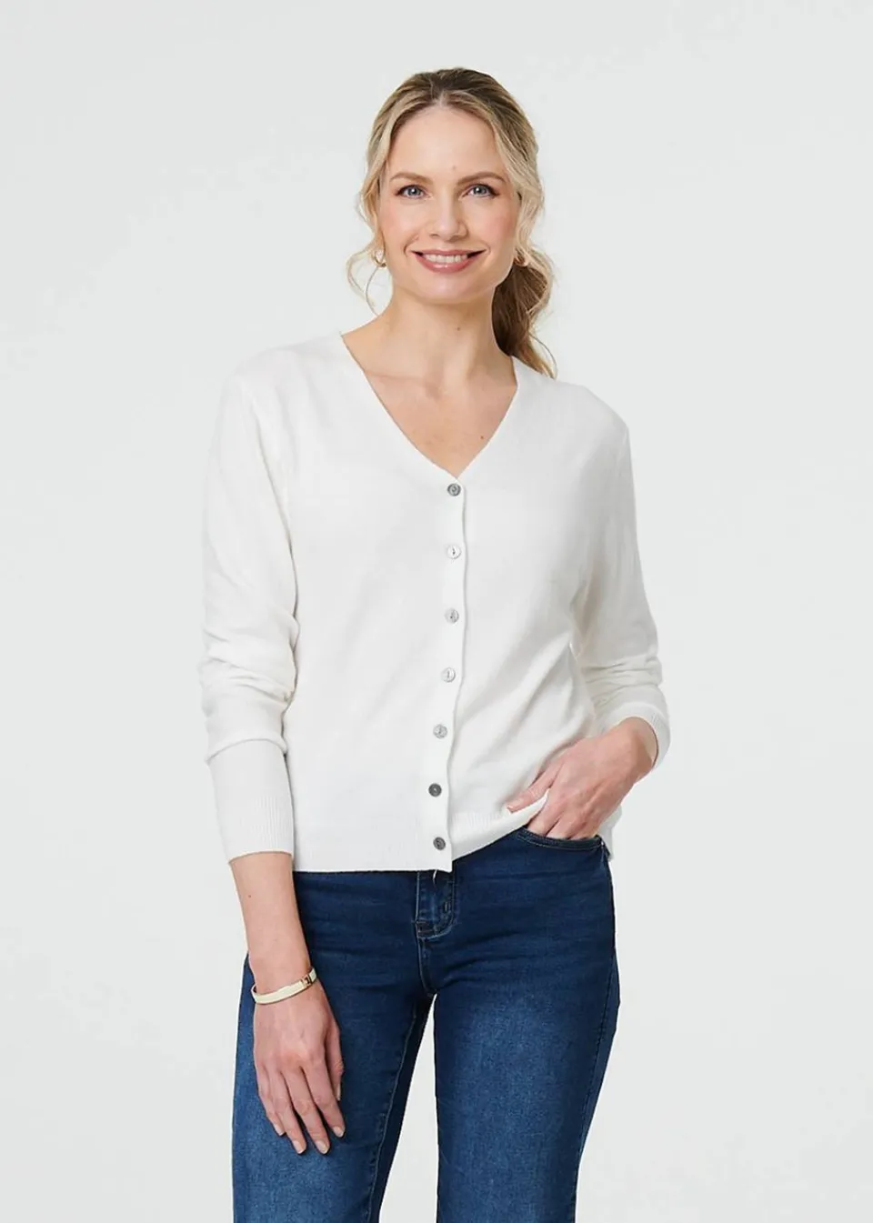 Tops>Izabel London White Cropped Button Up Slim Knit Cardigan