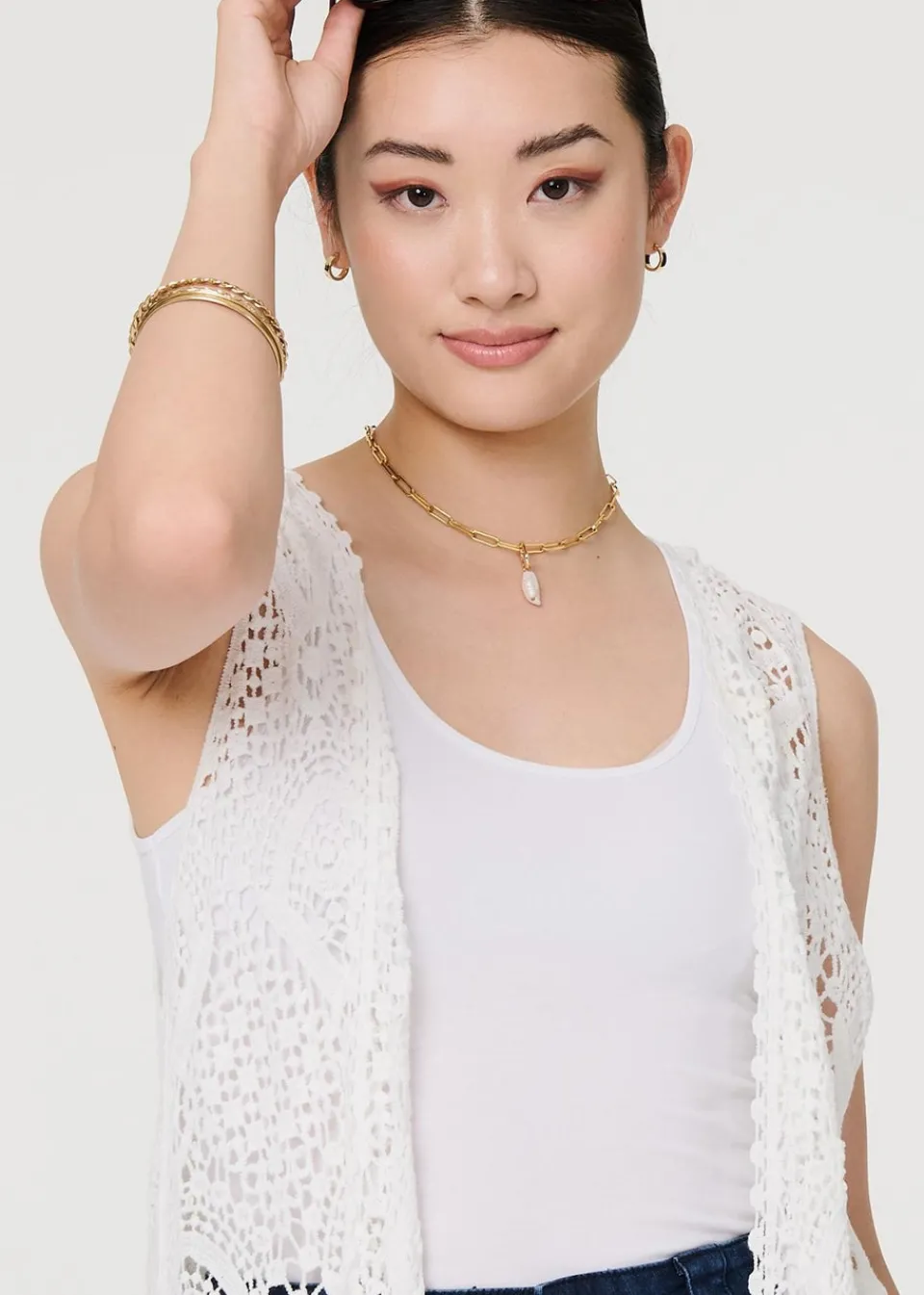 Tops>Izabel London White Lace Open Front High Low Cardigan