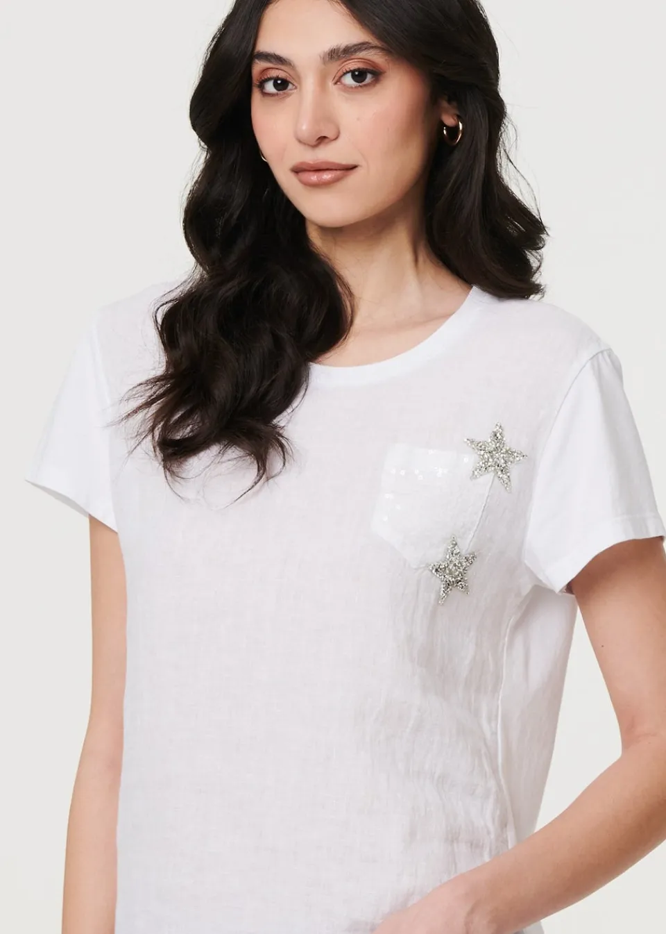 T-Shirts>Izabel London White Metallic Star Detail Relaxed T Shirt