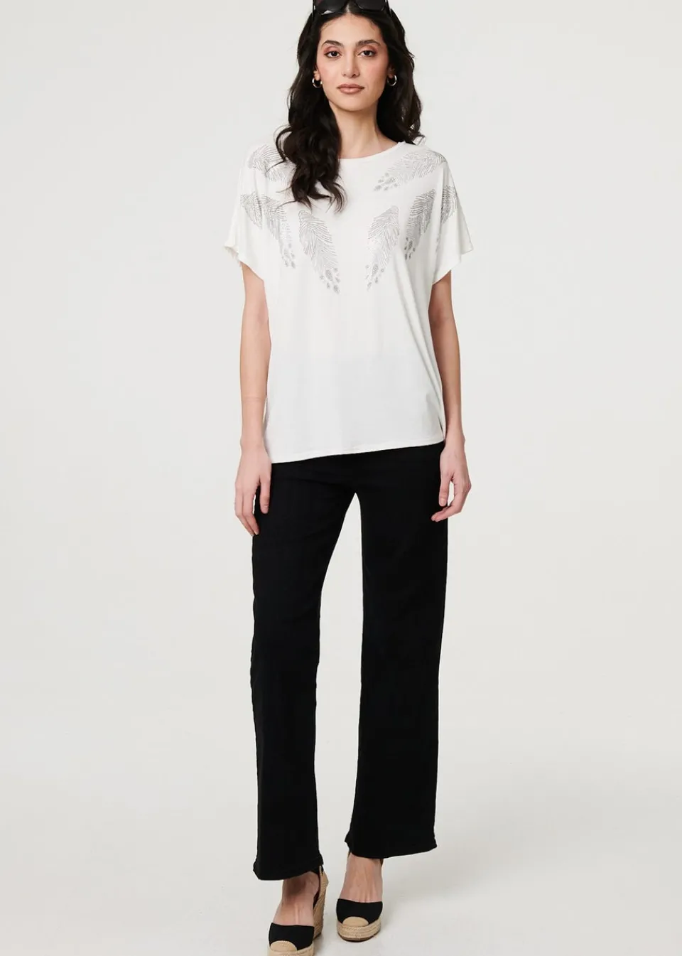 T-Shirts>Izabel London White Sparkly Feather Print Relaxed T-Shirt