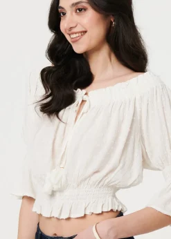 Tops><noscript><img width=