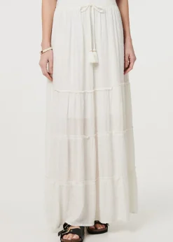 Skirts><noscript><img width=