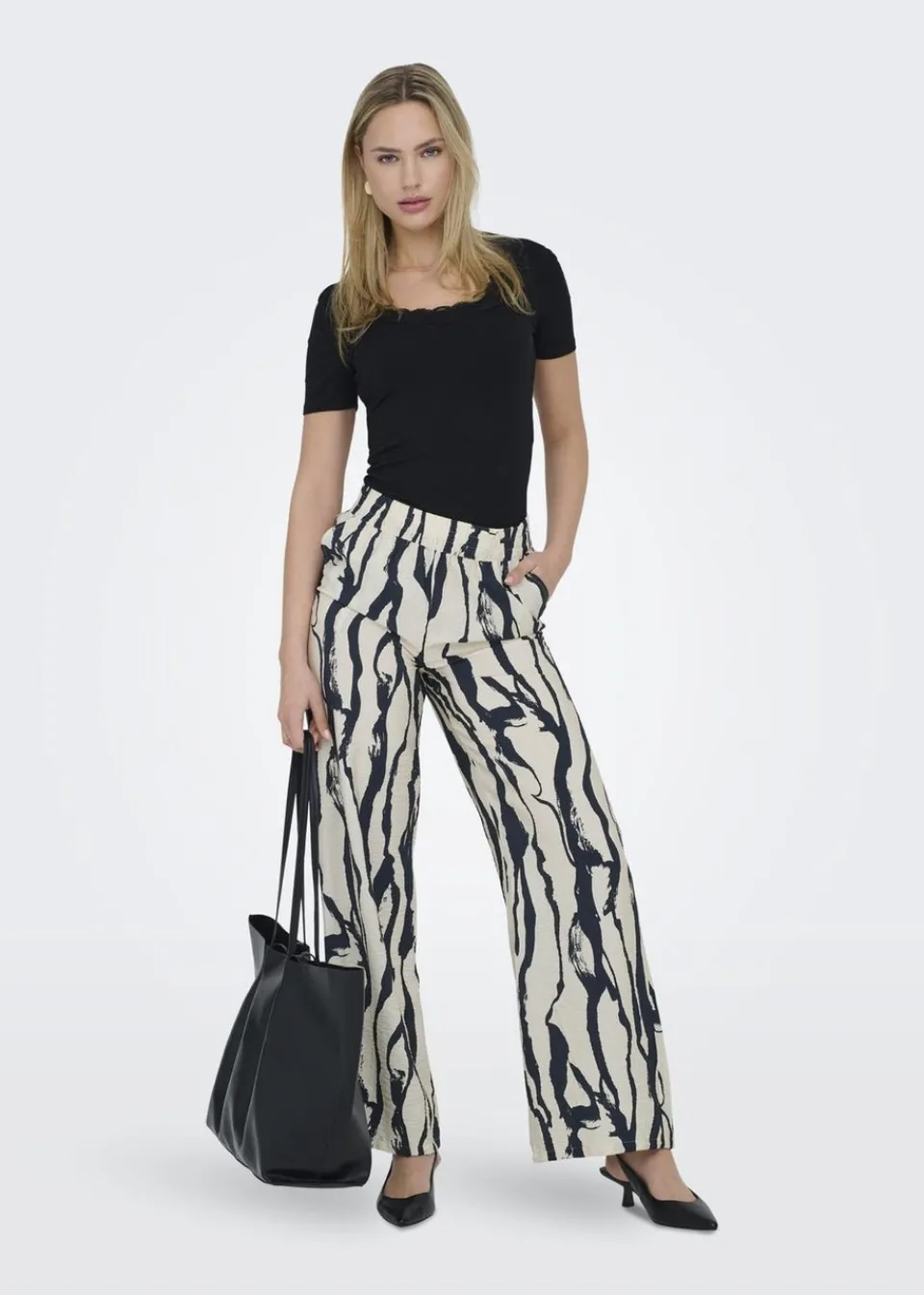 Trousers>JDY Cream Abstract Camille Trousers