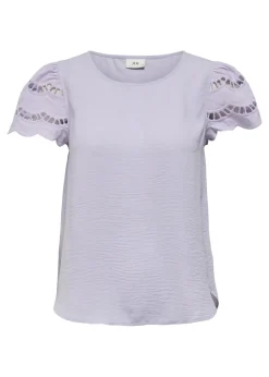 T-Shirts><noscript><img width=