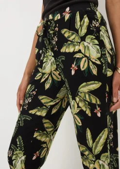 Trousers><noscript><img width=