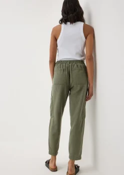 Trousers><noscript><img width=