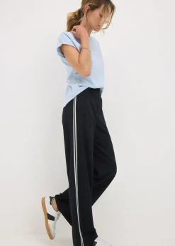 T-Shirts><noscript><img width=