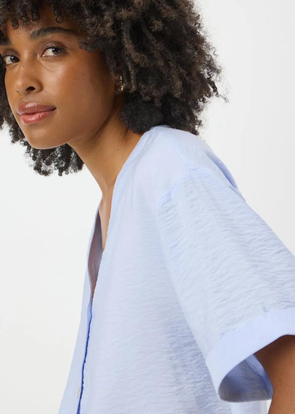 Tops>Papaya Light Blue Short Sleeve V-Neck Shirt