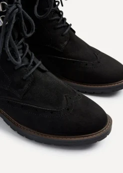 Footwear><noscript><img width=