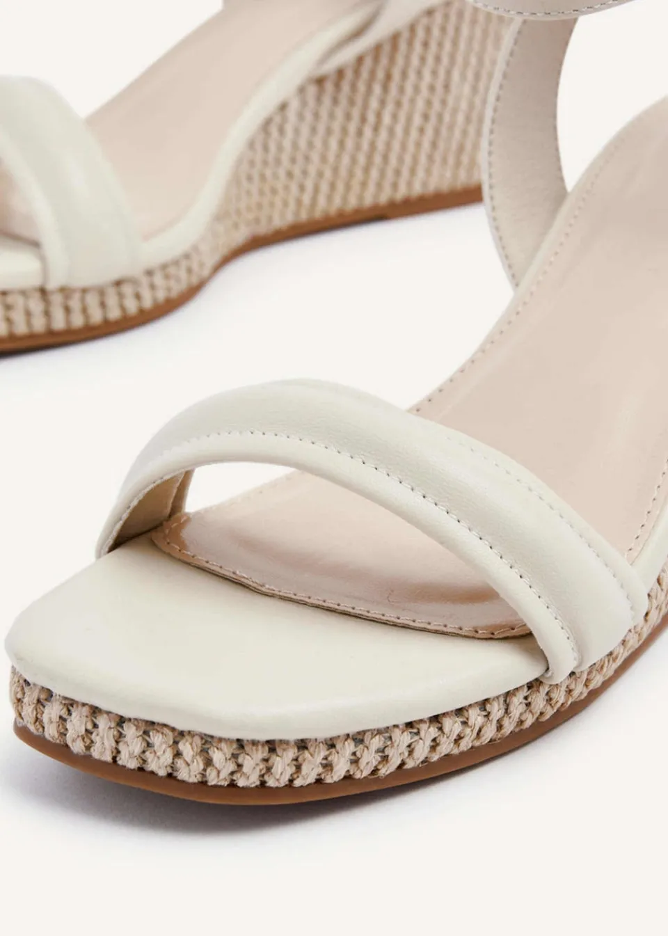 Footwear>Linzi Chelsea Faux Leather Rope Wedge Nude