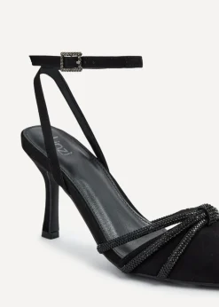 Footwear><noscript><img width=
