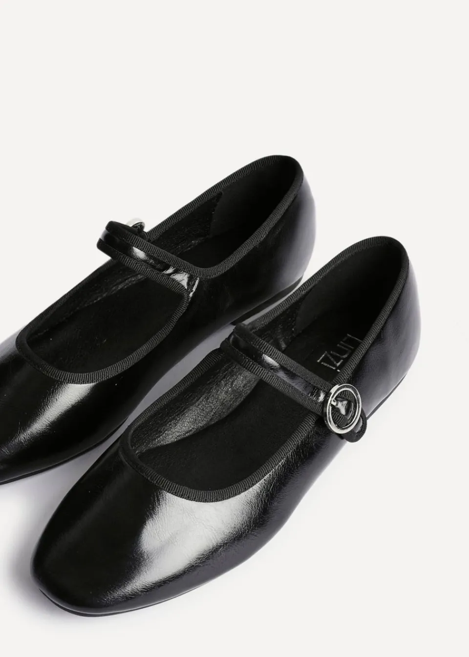 Footwear>Linzi Graceful Black Faux Leather Ballet Pumps