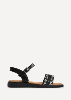 Footwear><noscript><img width=