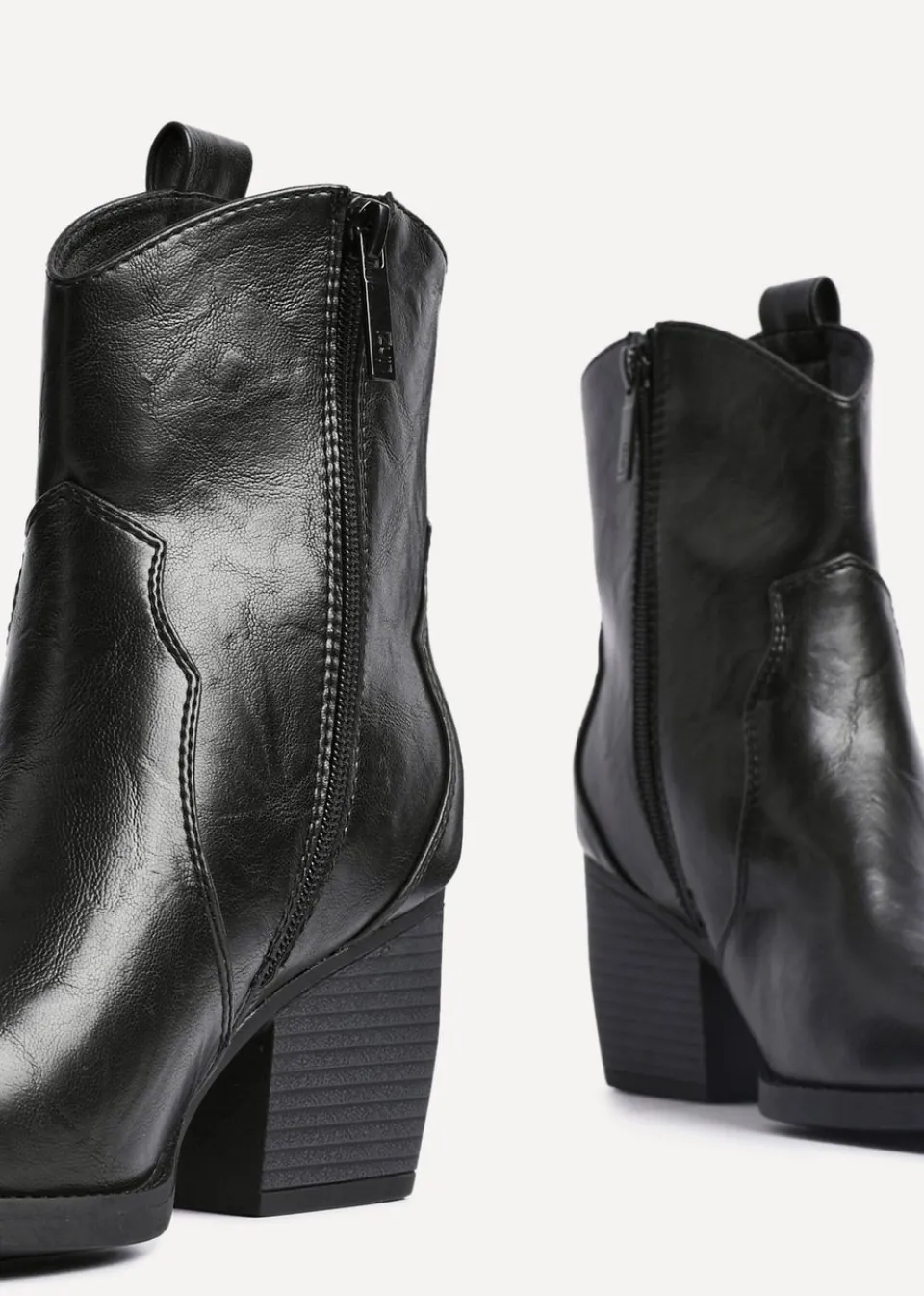 Footwear>Linzi Jessie Black Faux Leather Western Ankle Boot