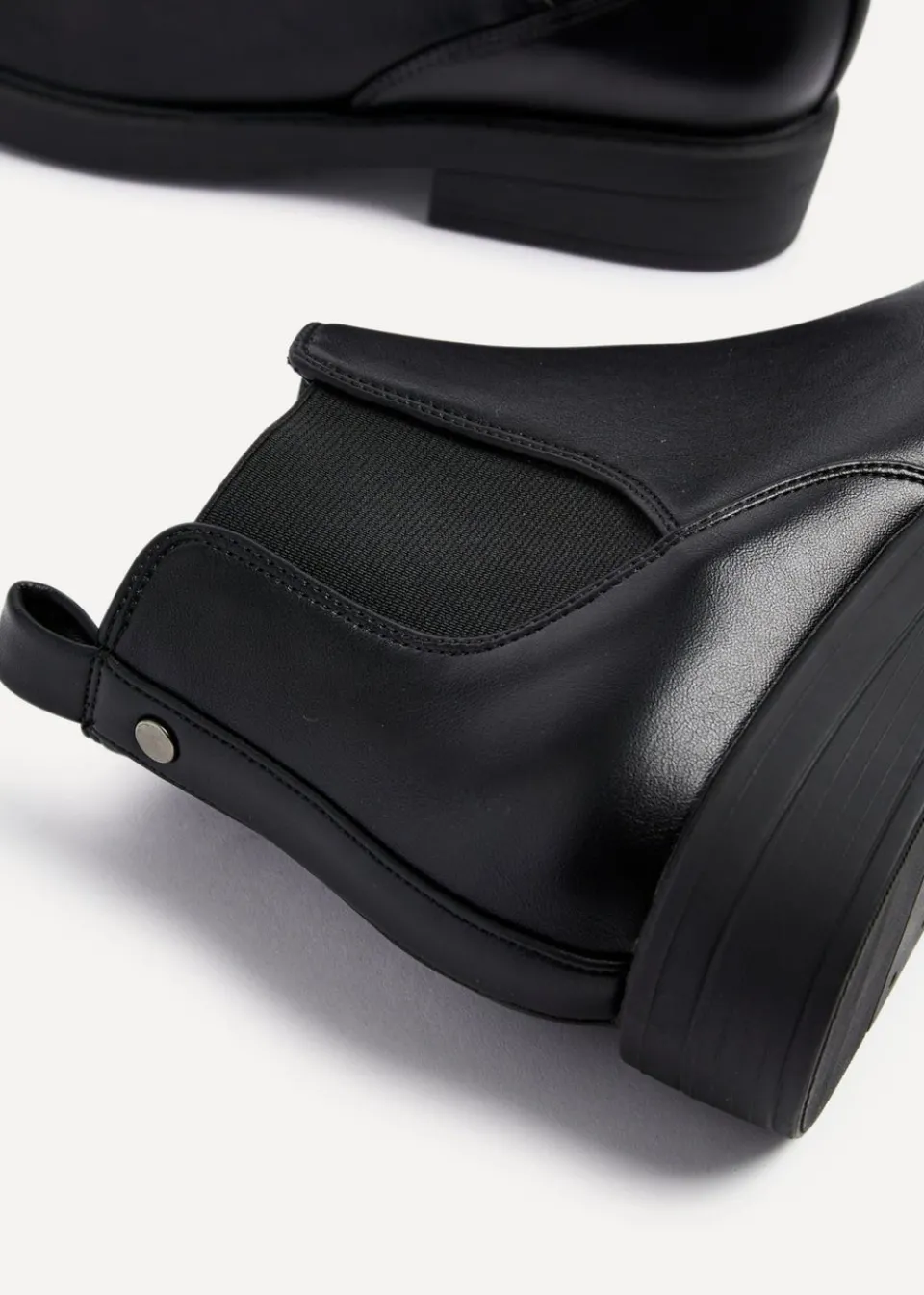 Footwear>Linzi Karina Black Faux Leather Classic Chelsea Boot