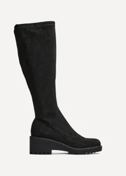 Footwear><noscript><img width=