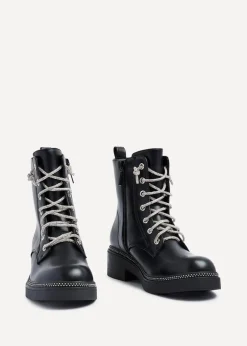 Footwear><noscript><img width=