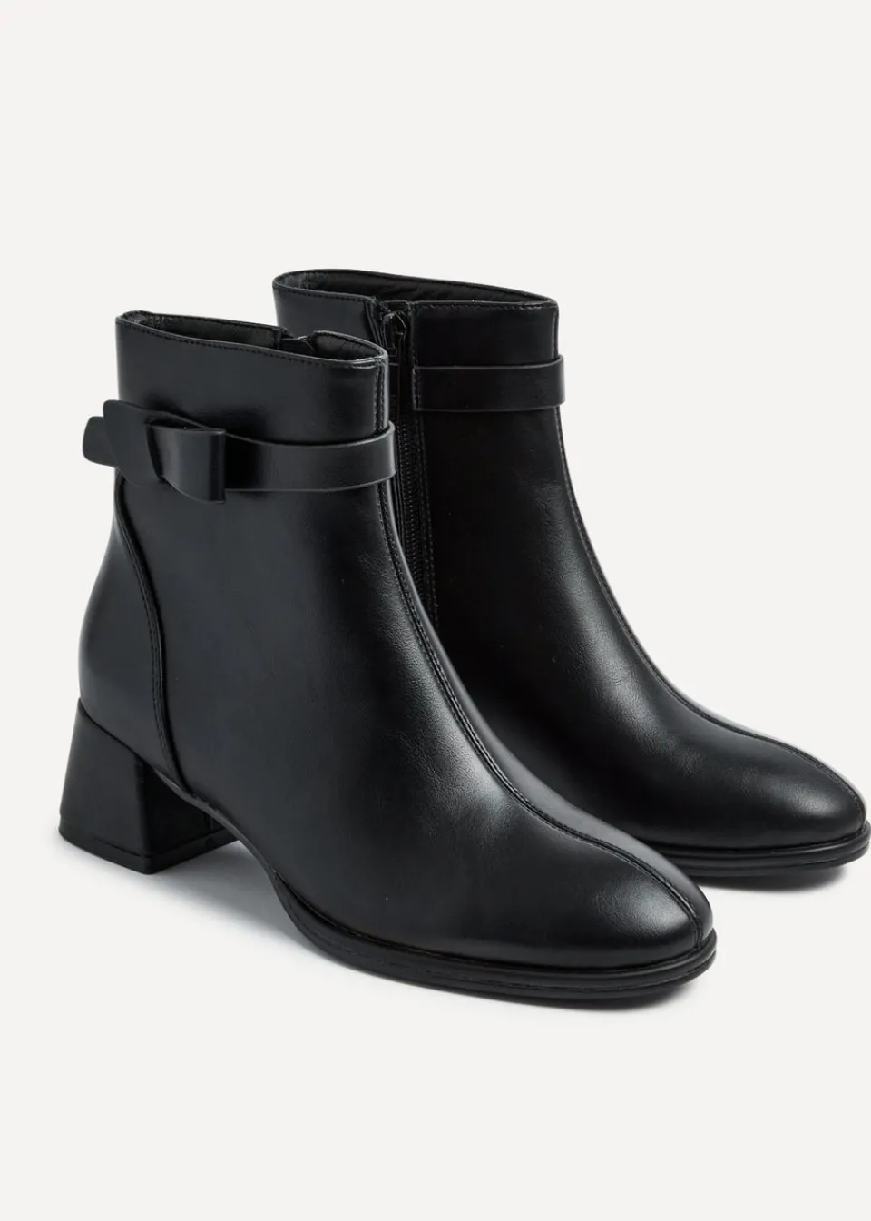 Footwear>Linzi Sable Black Faux Leather Block Heeled Ankle Boot