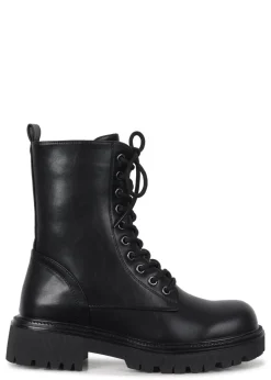 Footwear><noscript><img width=