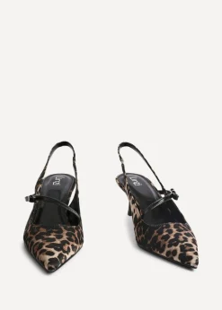 Footwear><noscript><img width=