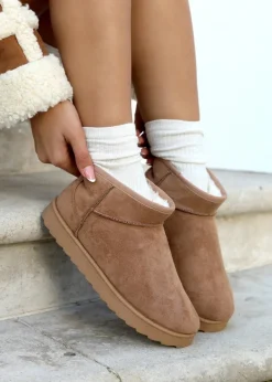 Footwear><noscript><img width=