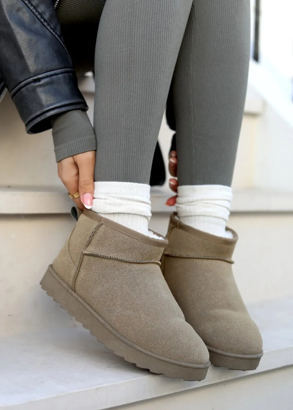 Footwear>Linzi Ultra Mini Addy Khaki Faux Suede Faux Fur Lined