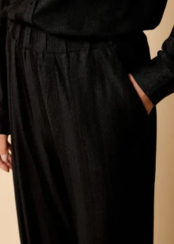 Trousers><noscript><img width=