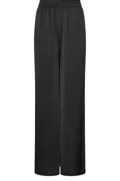 Trousers><noscript><img width=