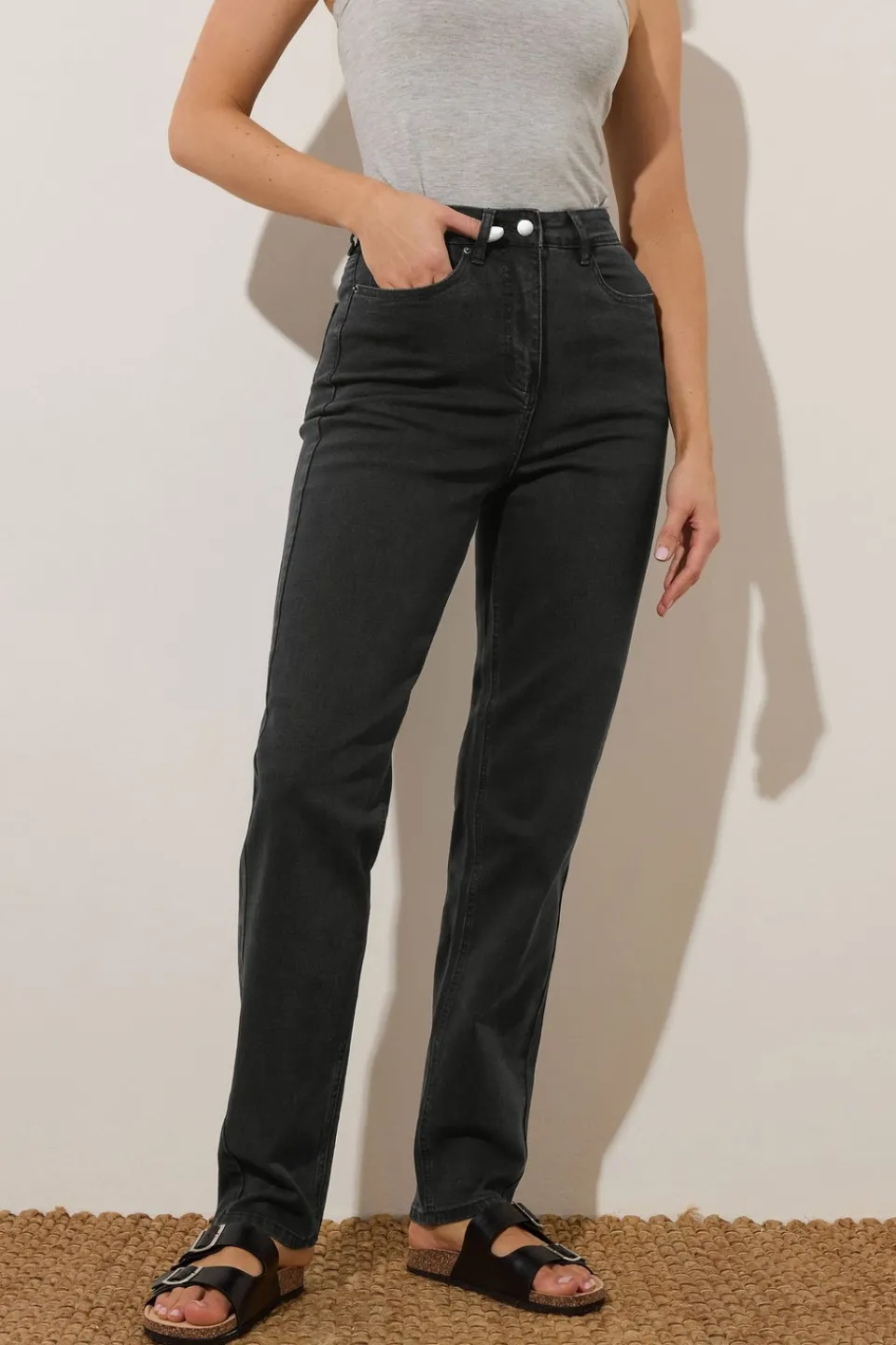 Jeans & Jeggings>Long Tall Sally Black Washed Una Stretch Mom Jeans