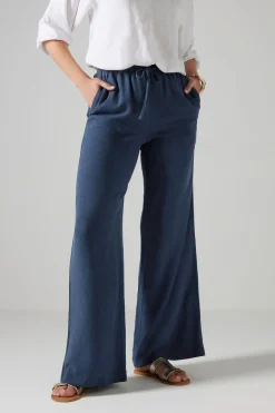 Trousers><noscript><img width=