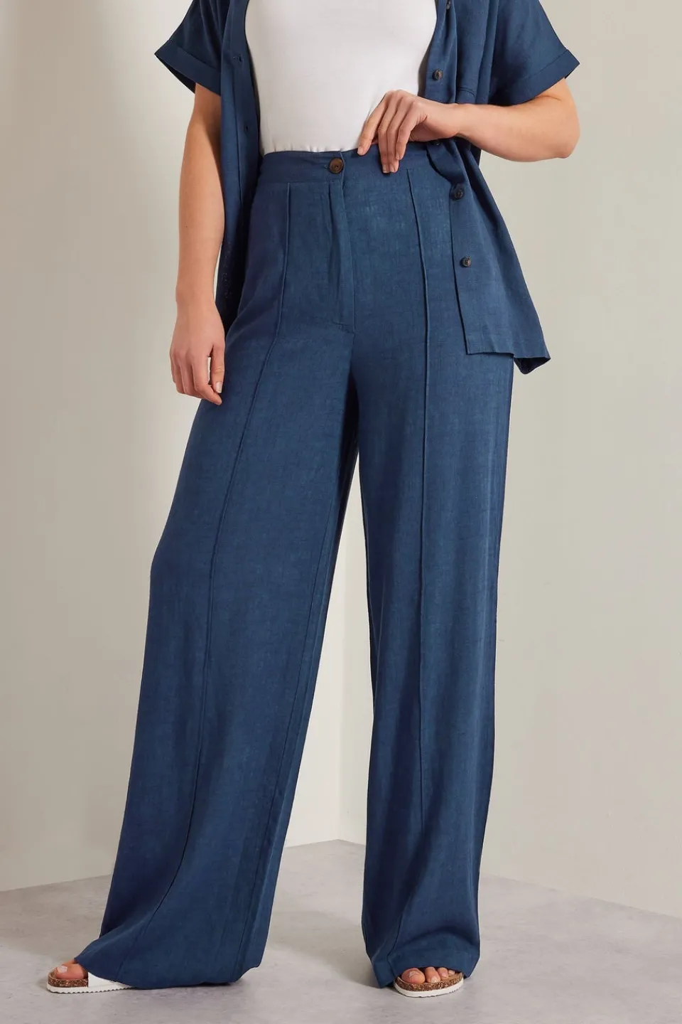 Trousers>Long Tall Sally Navy Blue Linen Pleated Wide Leg Trousers