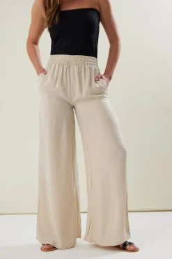 Trousers><noscript><img width=