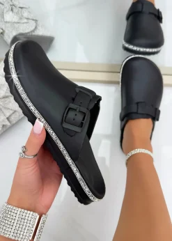 Footwear><noscript><img width=